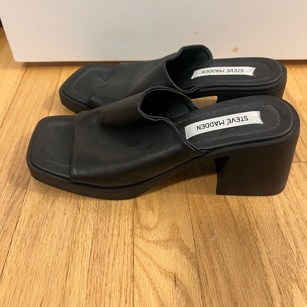 Steve Madden Black Mules with Chunky Heel and Square Toe
